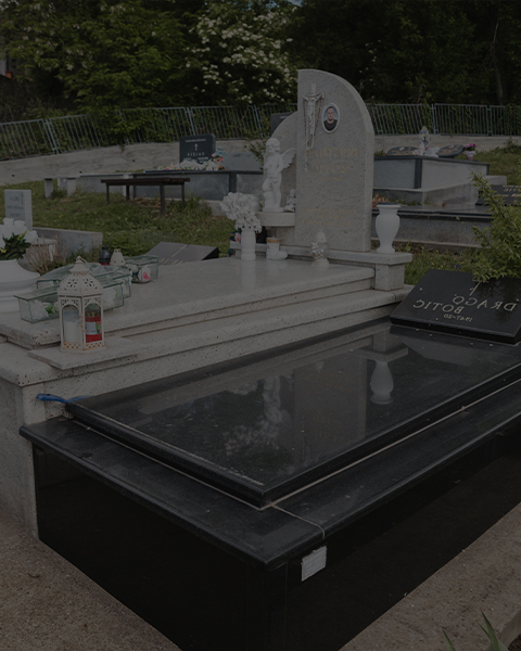 OBITELJSKI SPOMENICI